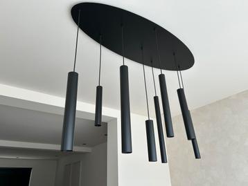 Luxe zwarte hanglamp beschikbaar voor biedingen