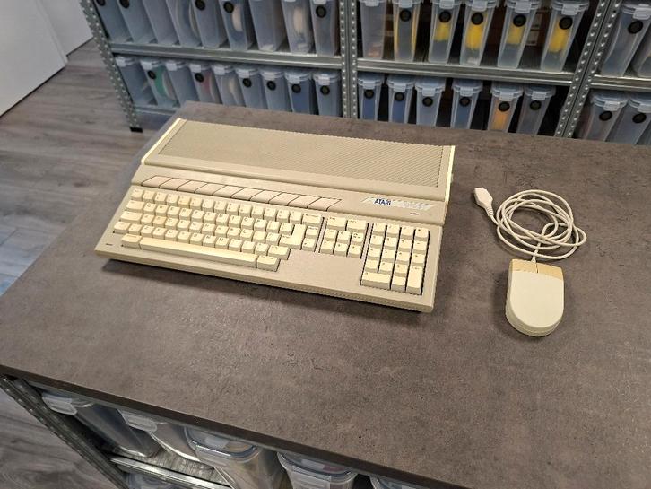 Atari 1040 STFM + muis – goede staat – vintage computer, Computers en Software, Vintage Computers, Ophalen of Verzenden