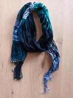 Luchtige sjaal shawl paars blauw groen wit patroon luchtig, Ophalen of Verzenden, Gedragen, Sjaal