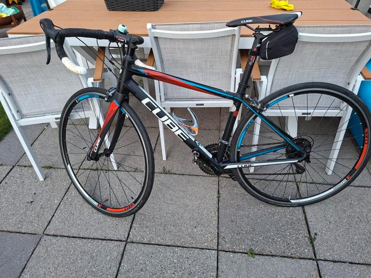 Cube Peloton Black’n’red’n’bleu Racefiets, framemaat 47, Fietsen en Brommers, Fietsen | Heren | Sportfietsen en Toerfietsen, Gebruikt