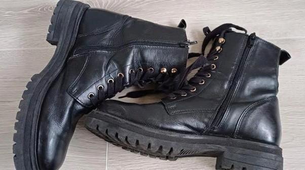 Goede stevige, leren, zwarte bikerboots, Manfield, mt 39/40, Kleding | Dames, Schoenen, Zo goed als nieuw, Lage of Enkellaarzen
