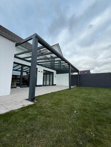 Carport Terrasoverkappingen en glazen schuifwanden veranda beschikbaar voor biedingen