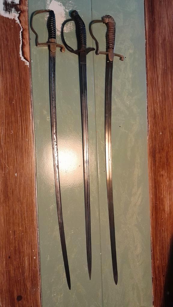 3 sabels, Verzamelen, Militaria | Algemeen, Zwaard of Sabel, Verzenden