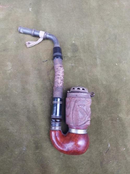 Antieke Duitse pijp met klep en snijwerk van herten, 20 cm., Verzamelen, Rookartikelen, Aanstekers en Luciferdoosjes, Gebruikt