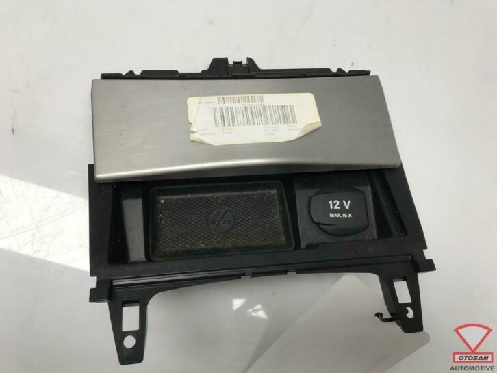 mercedes c klasse w204 asbak a2046801350, Auto-onderdelen, Interieur en Bekleding, Mercedes-Benz, Gebruikt, Ophalen of Verzenden