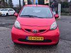 Toyota Aygo 1.0 12V Vvt-i 3DRS MMT 2008 Rood, Auto's, Toyota, Voorwielaandrijving, Stof, Zwart, 4 stoelen