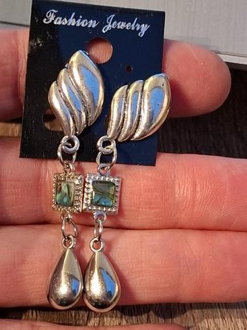 **SALE** oorbellen clips 0.50 eurocent beschikbaar voor biedingen