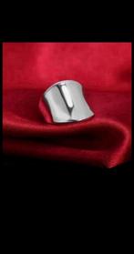 Zilveren ring modern klassiek als nieuw! Nu 9 euro!, Sieraden, Tassen en Uiterlijk, Ringen, Ophalen of Verzenden, Zilver