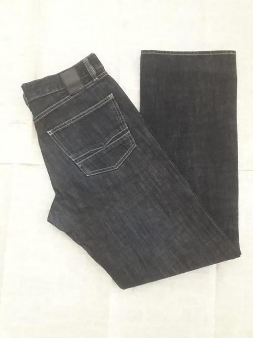 Hugo Boss jeans heren. Maat 31/32. Nieuwstaat. Black label., Kleding | Heren, Spijkerbroeken en Jeans, Zo goed als nieuw, W32 (confectie 46) of kleiner