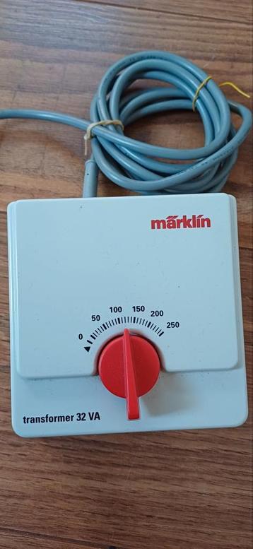 Marklin H0 6647 Transformator 230volt.Vermogen 32VA. beschikbaar voor biedingen