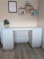 Grenen houten bureau met opbergruimte, Ophalen, Zo goed als nieuw, Bureau