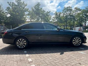 Taxi te huur. E klasse 2017 beschikbaar voor biedingen