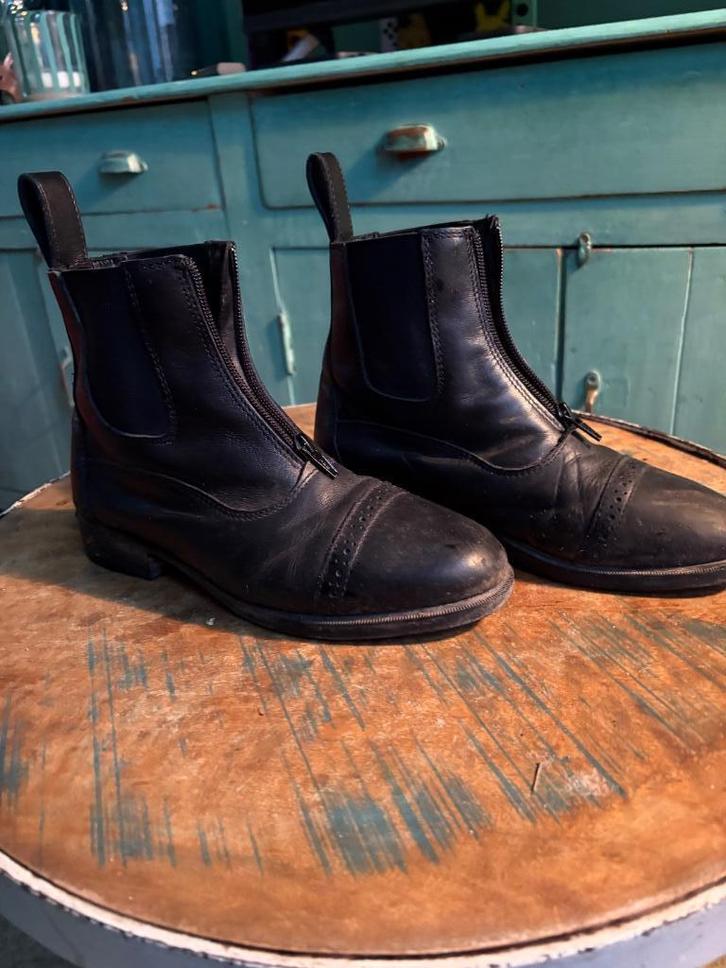 Paardrijschoenen: leer maat 36 met chaps (mini), Dieren en Toebehoren, Paardrijkleding, Zo goed als nieuw, Dames, Kinderen, Schoeisel