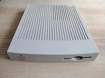 Onverkleurde behuizing Apple Macintosh Performa 475 beschikbaar voor biedingen