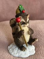 Charming Tails Beeldje Wasbeer, Als Nieuw, Ophalen of Verzenden, Zo goed als nieuw, Dier