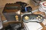 Hyperkin Retron-SQ HD Zwart/Goud – Voor Game Boy spellen, Spelcomputers en Games, Games | Nintendo Game Boy, Gebruikt, Overige genres