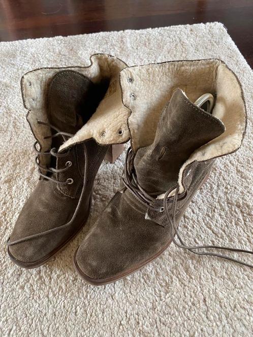 Dames laarzen - bruin - gevoerd - maat 42, Kleding | Dames, Schoenen, Zo goed als nieuw, Hoge laarzen, Bruin, Ophalen of Verzenden