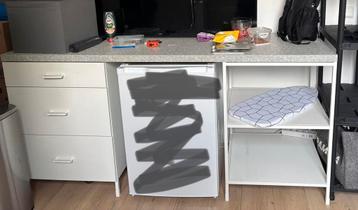 IKEA Enhet Keuken Pantry - wit met lichtgrijs werkblad - afbeelding 1