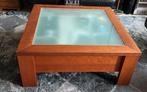 Salontafel massief kersenhout met melkglas blad, Huis en Inrichting, Tafels | Salontafels, Ophalen, Gebruikt, Vierkant, Kersenhout