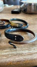 4 slangenarmbanden van buffelhoorn Victoriaanse periode, Sieraden, Tassen en Uiterlijk, Ophalen, Zo goed als nieuw