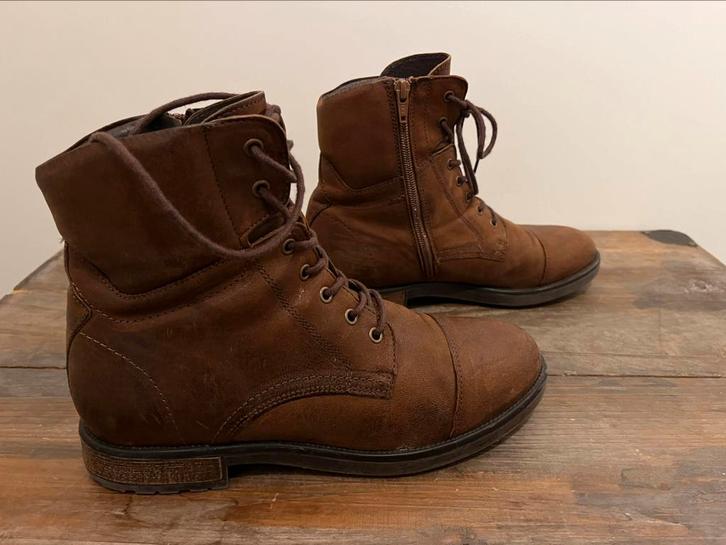 Enkellaarsjes van Sascha maat 40, Kleding | Dames, Schoenen, Gedragen, Lage of Enkellaarzen, Bruin, Ophalen of Verzenden