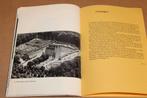 Catalogus Groninger Museum [1961] — Oude Luister van Land, Boeken, Geschiedenis | Stad en Regio, Ophalen of Verzenden, Gelezen