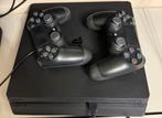 PS4 met controllers, Spelcomputers en Games, Spelcomputers | Sony PlayStation 4, Ophalen of Verzenden, Zo goed als nieuw, Met 2 controllers