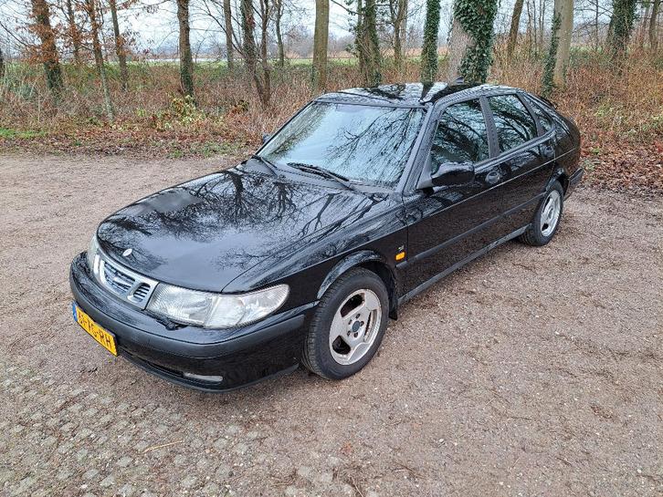 Saab 9-3 2.0 T 2000 Zwart, Auto's, Saab, Particulier, Saab 9-3, Benzine, Hatchback, Handgeschakeld, Origineel Nederlands, Zwart