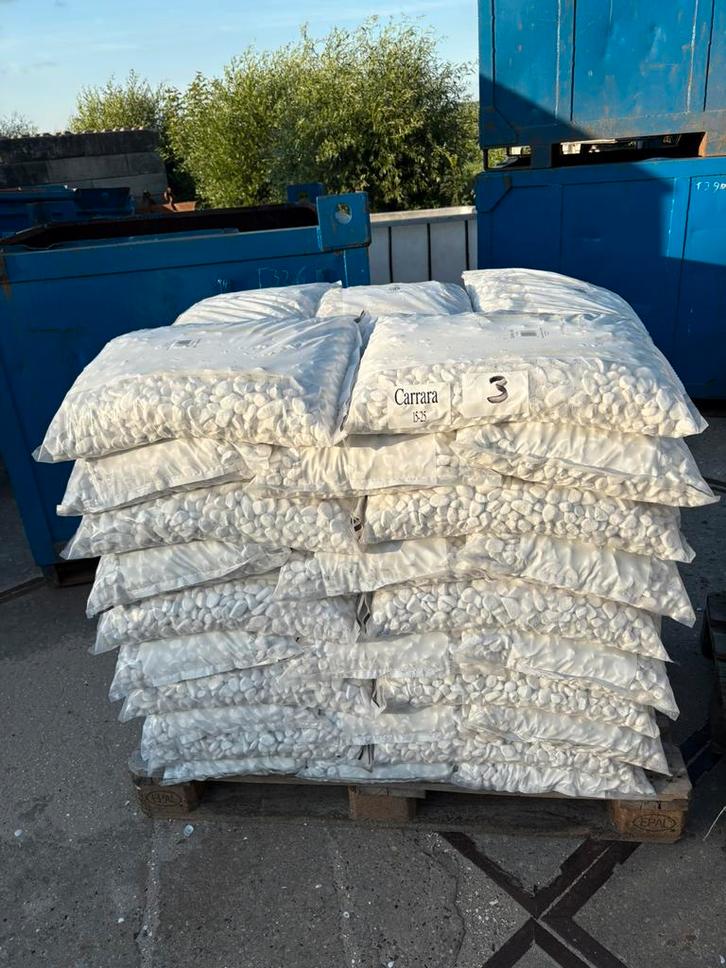 UITVERKOOP CARRARA ROND 15-25 MM ZAKKEN, Tuin en Terras, Grind, Keien en Split, Nieuw, Grind, Overige materialen, Ophalen