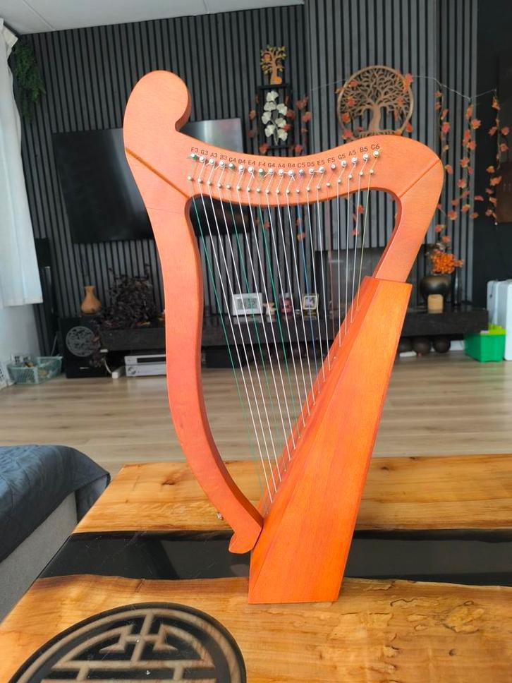 Keltische harp met 19 snaren (nieuw), Muziek en Instrumenten, Snaarinstrumenten | Harpen, Nieuw, Ophalen of Verzenden