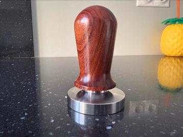 Koffiestamper met veer beschikbaar voor biedingen