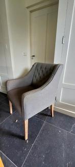 Gratis! 2 landelijke eetkamerstoelen, Huis en Inrichting, Stoelen, Ophalen, Hout, Gebruikt, Twee