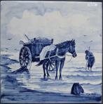 Tegel met kokkelvisser., Antiek en Kunst, Ophalen of Verzenden