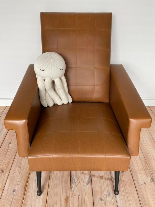 Vintage stoel, Huis en Inrichting, Fauteuils, Zo goed als nieuw, 50 tot 75 cm, Ophalen