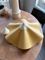 Vintage design hanglamp / butter yellow / kunststof, Ophalen of Verzenden, Gebruikt, Kunststof, Minder dan 50 cm