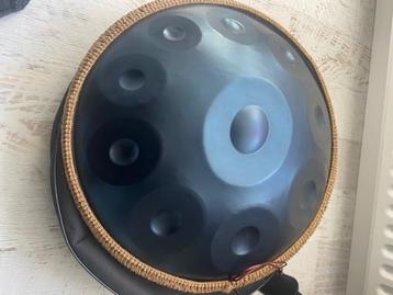 Handpan in D mineur beschikbaar voor biedingen