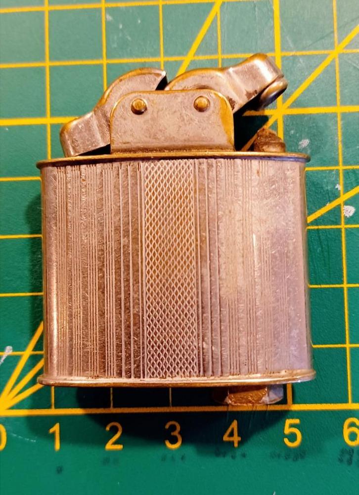 Vintage OHA benzineaansteker, Verzamelen, Rookartikelen, Aanstekers en Luciferdoosjes, Gebruikt, Aansteker, Ophalen of Verzenden
