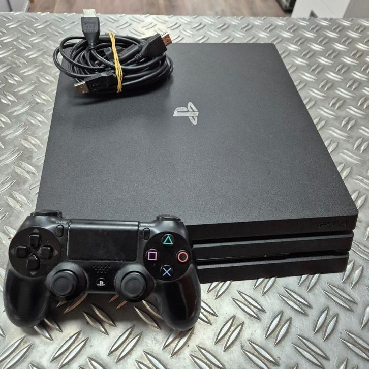 Sony Playstation 4 Pro 1TB met controller en kabels, Spelcomputers en Games, Spelcomputers | Sony PlayStation 4, Zo goed als nieuw