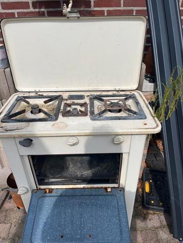 Vintage Emaille Gasfornuis met Oven - Opknapper/Decoratie beschikbaar voor biedingen