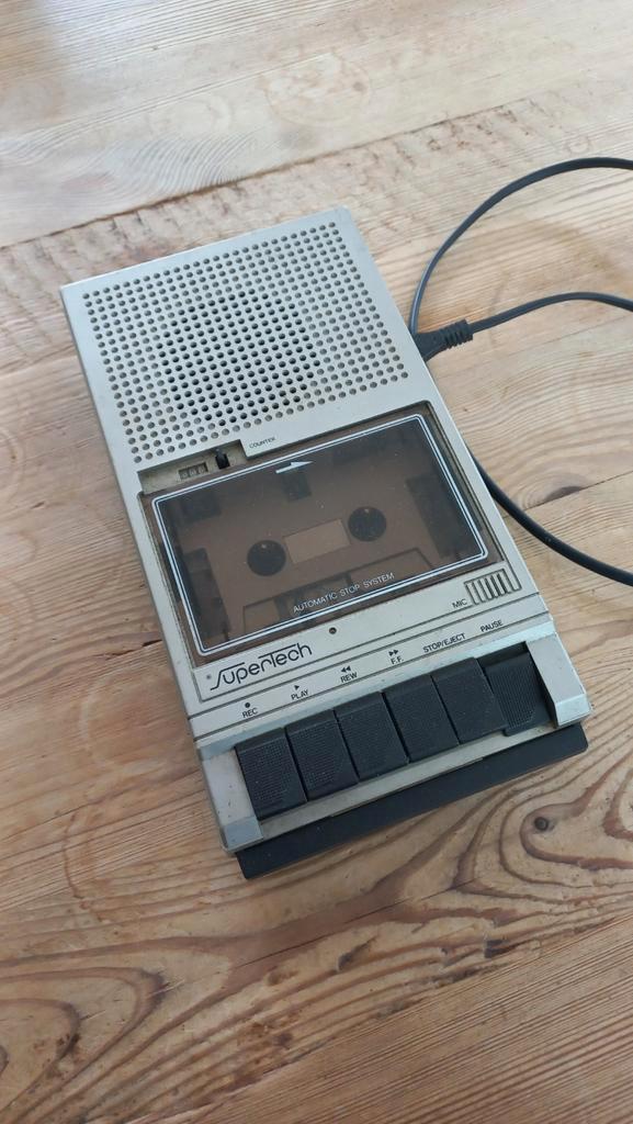Supertech cassette recorder in prima staat, Audio, Tv en Foto, Cassettedecks, Overige merken, Ophalen of Verzenden