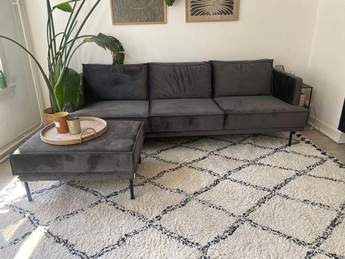 The Duchess velvet hocker, Huis en Inrichting, Banken | Voetenbanken en Poefen, Zo goed als nieuw, 75 tot 100 cm, 50 tot 75 cm