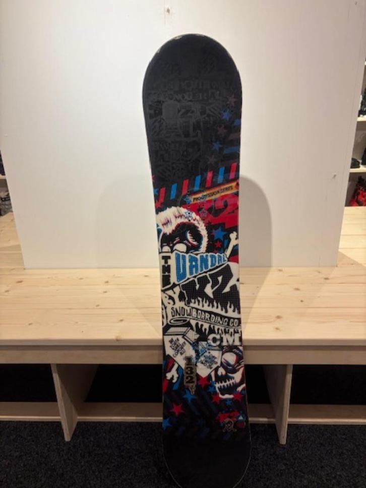 K2 Vandal Jr Kinder snowboard lengte 132 gebruikt, Sport en Fitness, Snowboarden, Gebruikt, Board, Ophalen of Verzenden