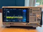 Siglent SSA 3015X Plus Spectrum Analyzer met trackinggen.., Doe-het-zelf en Verbouw, Meetapparatuur, Ophalen of Verzenden, Zo goed als nieuw