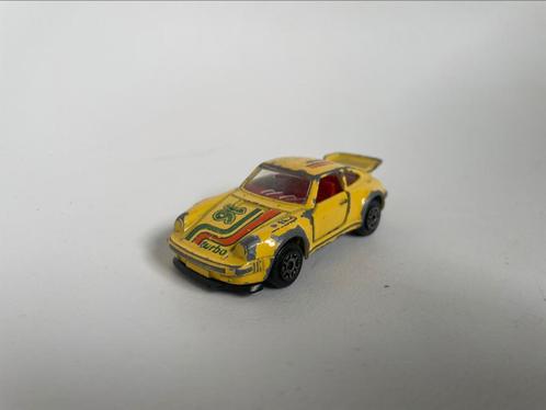 model Porsche (911) Turbo, geel, Majorette, 1/50, Hobby en Vrije tijd, Modelauto's | 1:50, Ophalen of Verzenden