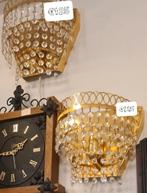 2x Vintage barok wandlampen bladgoud frame kristallen pegels, Huis en Inrichting, Lampen | Wandlampen, Ophalen of Verzenden, Zo goed als nieuw