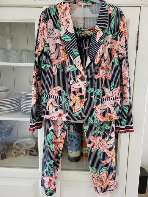 Studio Anneloes Colbert en Broek XL, Kleding | Dames, Jasjes, Kostuums en Pakken, Zo goed als nieuw, Kostuum of Pak, Maat 46/48 (XL) of groter
