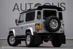 Land Rover Defender 90 2.4 TD | youngtimer | Lage km stand |, Auto's, Bestelauto's, Zwart, 4 cilinders, 122 pk, Leder