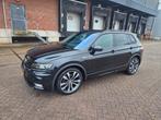 Volkswagen Tiguan 2.0TSI 132KW/180PK 4M A7 M16 2016 Zwart, Auto's, Automaat, Zwart, 4 cilinders, 1984 cc