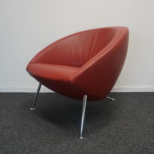 Artifort Hanna Design Fauteuil | Rood Leer | Design Stoelen, Huis en Inrichting, Fauteuils, Gebruikt, Leer, 50 tot 75 cm, Minder dan 75 cm