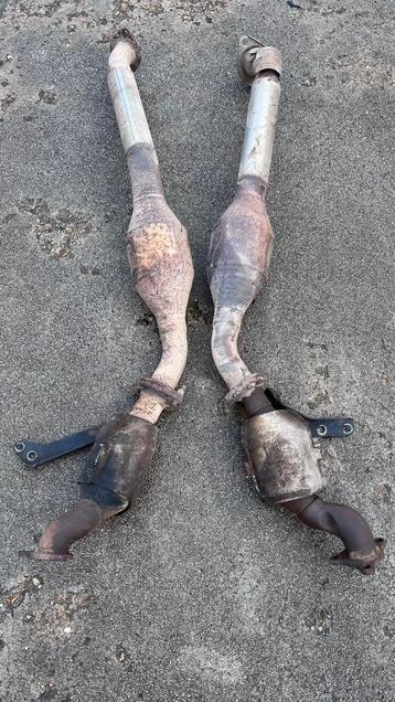 Originele katalysatoren Toyota Land Cruiser 200 set beschikbaar voor biedingen